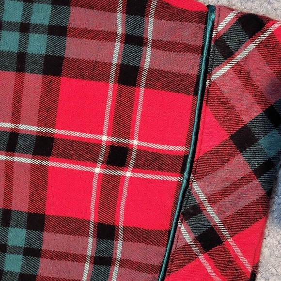 Christmas plaid pj's - Picture 6 of 9